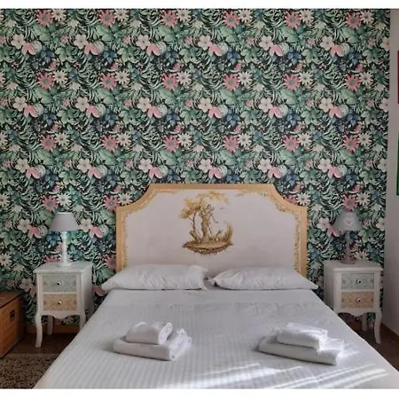 Domus Lucilla * Rome